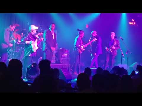 Average White Band  04/21/2023         Annual Event  @Birchmere                  Fabulous!