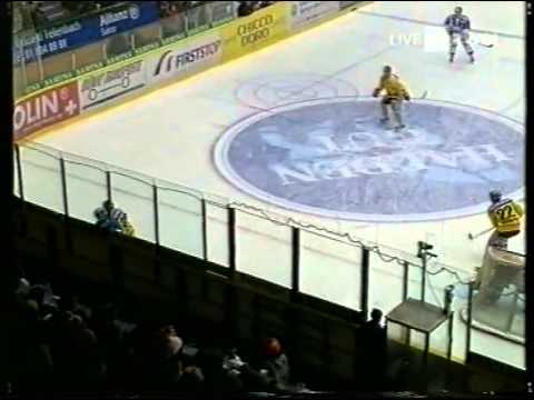 NLA 05-06 QF4 Kloten - Bern 3-2