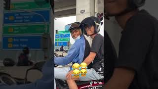 Download lagu Lagi viral di tiktok nyanyi lagu Gaun Merah || trending mp3