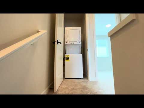 1 MONTH FREE RENT! Brand NEW 2BD/1.5Bath Townhome MT. SCOTT - Video 2 of 2