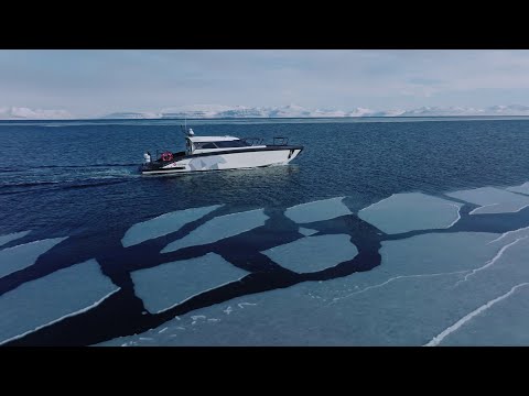 Experiencing  the Arctic silence with Volvo Penta’s hybrid-electric solution