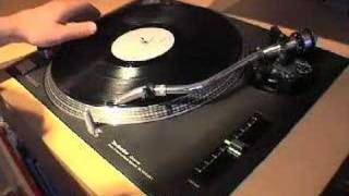 Error Correcting in the mix on vinyl - DJing for Dummies
