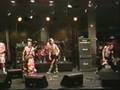 Red Hot Chili Peppers cover a AC/DC back in ...