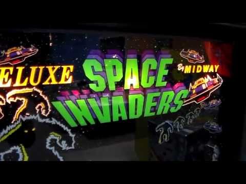 Space Invaders Deluxe Arcade Game - Cool Dedicated original 1980 Classic!