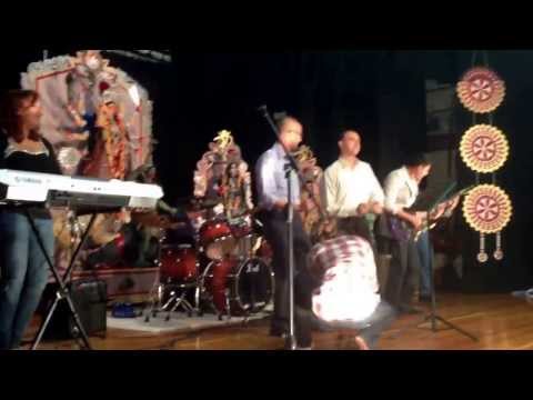 The Weekend Jammers with Dilip Bhave and Zubin on vocals - Señorita at Uttaran Durga Puja 2013