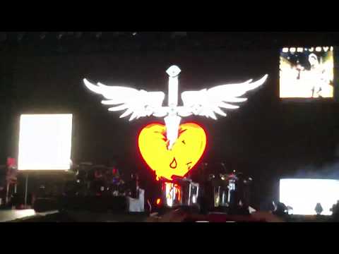 Trecho Abertura BON JOVI ROCK IN RIO 2019 - This House is Not for Sale