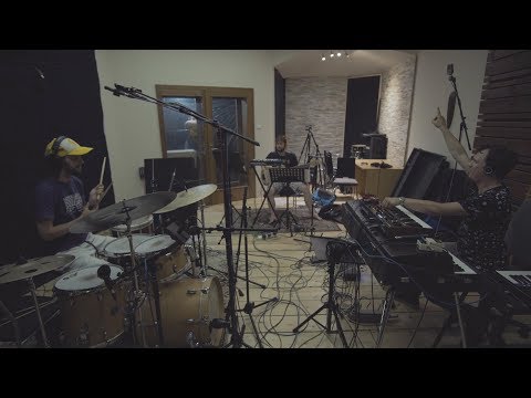 Common Playgrounds [studio documentary] - Tibor Feledi Kairos Quintet