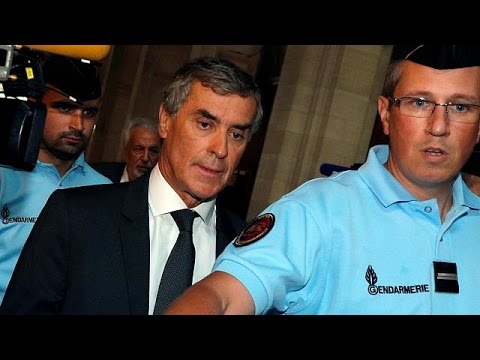 فرنسا وزير متهم بالتهرب الضريبي يقول إنه فتح حسابا سريا بسويسرا لتمويل انشطة سياسية لرئيس…