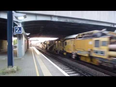 Freightliner 66508 leads the HOBC through Ashford.