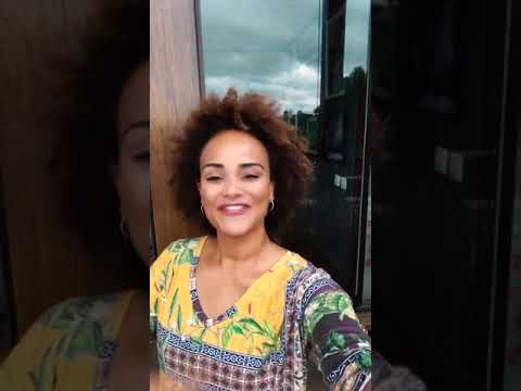 Luciana Mello convida para o 50º CBOT