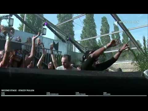 STACEY PULLEN PLAYS LONELY & RHOOWAX - ANDROMEDA @ MUSIC ON FESTIVAL (AMSTERDAM)