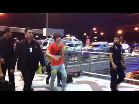 110911 Lee HongKi at Suwanaphum