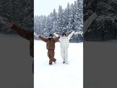 雪山でテンションマックス❄️#SnowMan #カリスマックス#向井康二 #阿部亮平