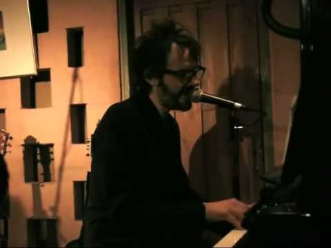 Mike Viola in Tokyo 02082009/Girly Worm