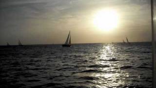 On The Moon Maybe - Richard Dorfmeister vs. Madrid de los Austrias