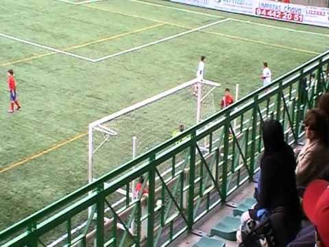 indautxu vs mostoles alevines 08 enero 2012 , gol del mostoles el 1-2