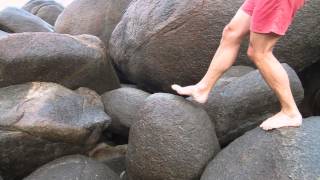 preview picture of video 'RBM Rock Balance Movements. Palolem, Goa - India'