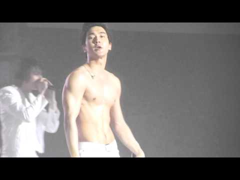 Siwon topless @ SM Town concert in Paris