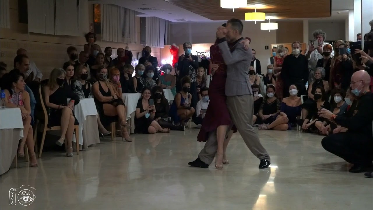 Video thumbnail for Michael Nadtochi & Elvira Lambo  / Alicante Tango Meeting 2021 "1"