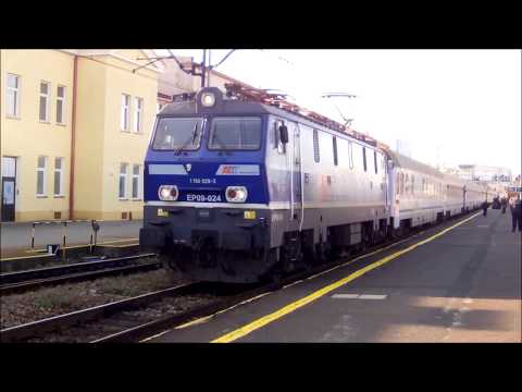 (IC) Rzeszów: EP09-024 na czele IC Wyspiański rel. Wrocław - Przemyśl.