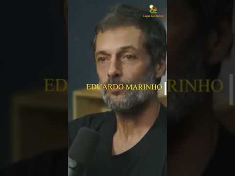 O POBRE ELE CONSTROI TUDO - Eduardo Marinho #Shorte #Reflexão