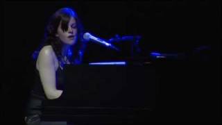Anna Goldsmith sings Sarah McLachlan's 'Angel' live