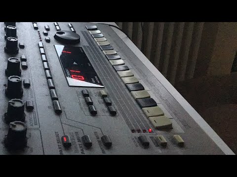 Roland MC 303 Making Live Hard Techno