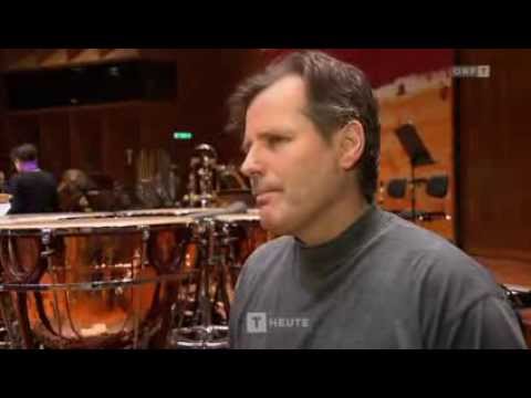 TIROL HEUTE 19.2.2014 : Uraufführung Paukenkonzert op.53 - Michael FP Huber