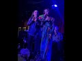 KINDER: NIKI HARIS & DONNA DE LORY