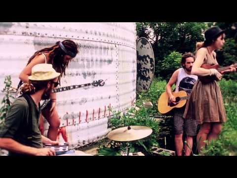 Lauren Mann and the Fairly Odd Folk - I Lost Myself  (Acoustic @ Cornerstone Festival 2011)