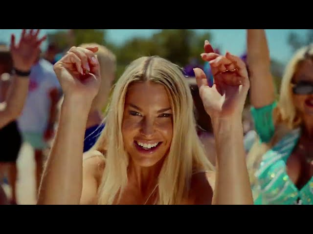 Isi Glück aus Deutschland mit 'Sonne Mond & Playa' (jetzt ansehen!) | Schlager!