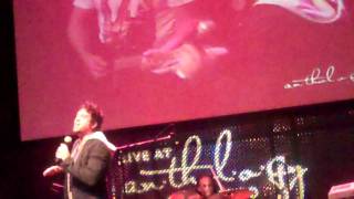 Elliot Yamin Performs &quot;Train Wreck&quot; Live at Anthology