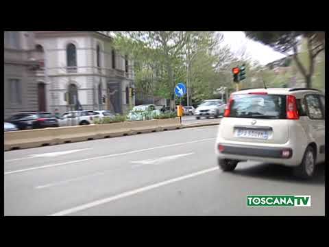 2019-04-13 FIRENZE - NEW JERSEY CON FIORIERE PER I VIALI