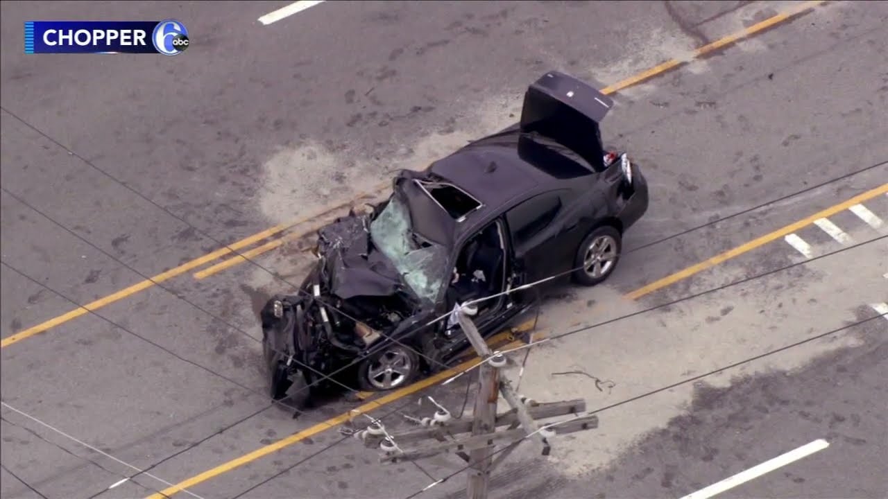 1 man dead following 4-car crash in Southwest Philadelphia
