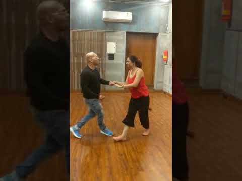 Social Jive with Savio ( Jhalak dikh la ja fame )