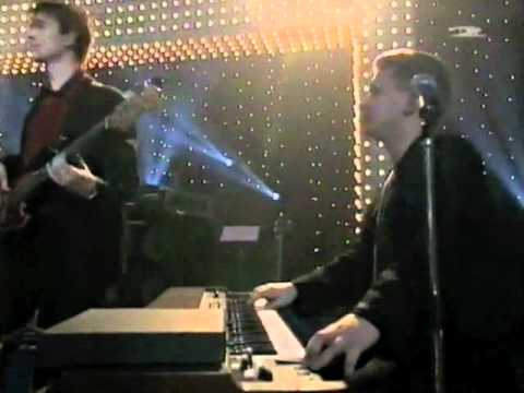 A. Aallon Rytmiorkesteri - Muisto vain jää (Live)