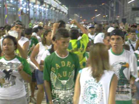 BATERIA PADRE PAULO - INAUGURAÇÃO DO SAMBÓDROMO DE SANTOS 2010 - PARTE 1