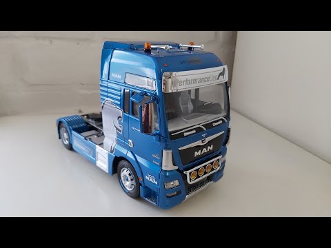 ITALERI MAN TGX XXL D38