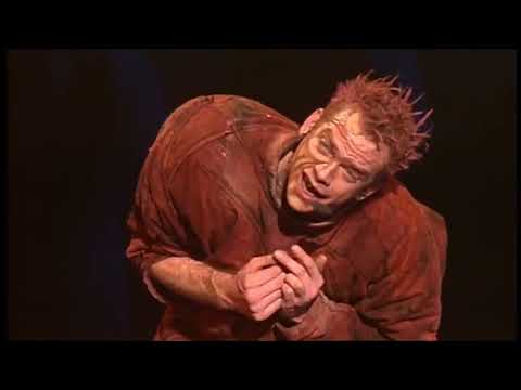 Notre-Dame de Paris trailer — montage of Belle and the Feast of Fools with fast cuts timed to the chorus
