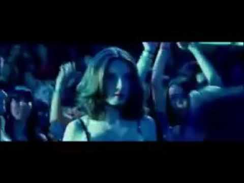 Babi y hache tormenta de arena