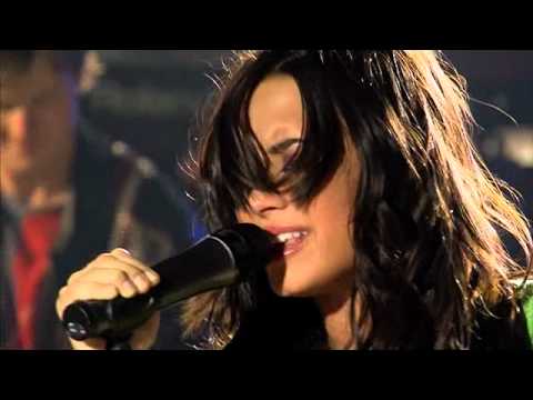 Demi Lovato - Here We Go Again (Live) [Walmart Soundcheck] Part 3/6