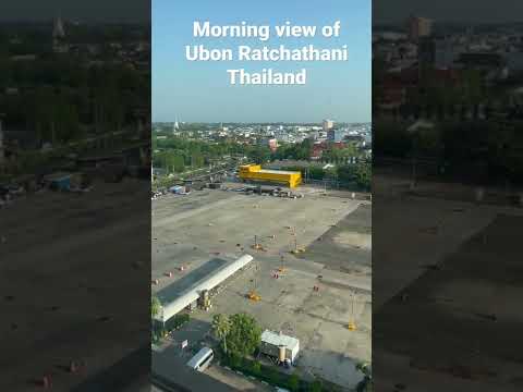 Vista matinal de Ubon Ratchathani Tailândia do Sunee Grand Hotel and Convention Center