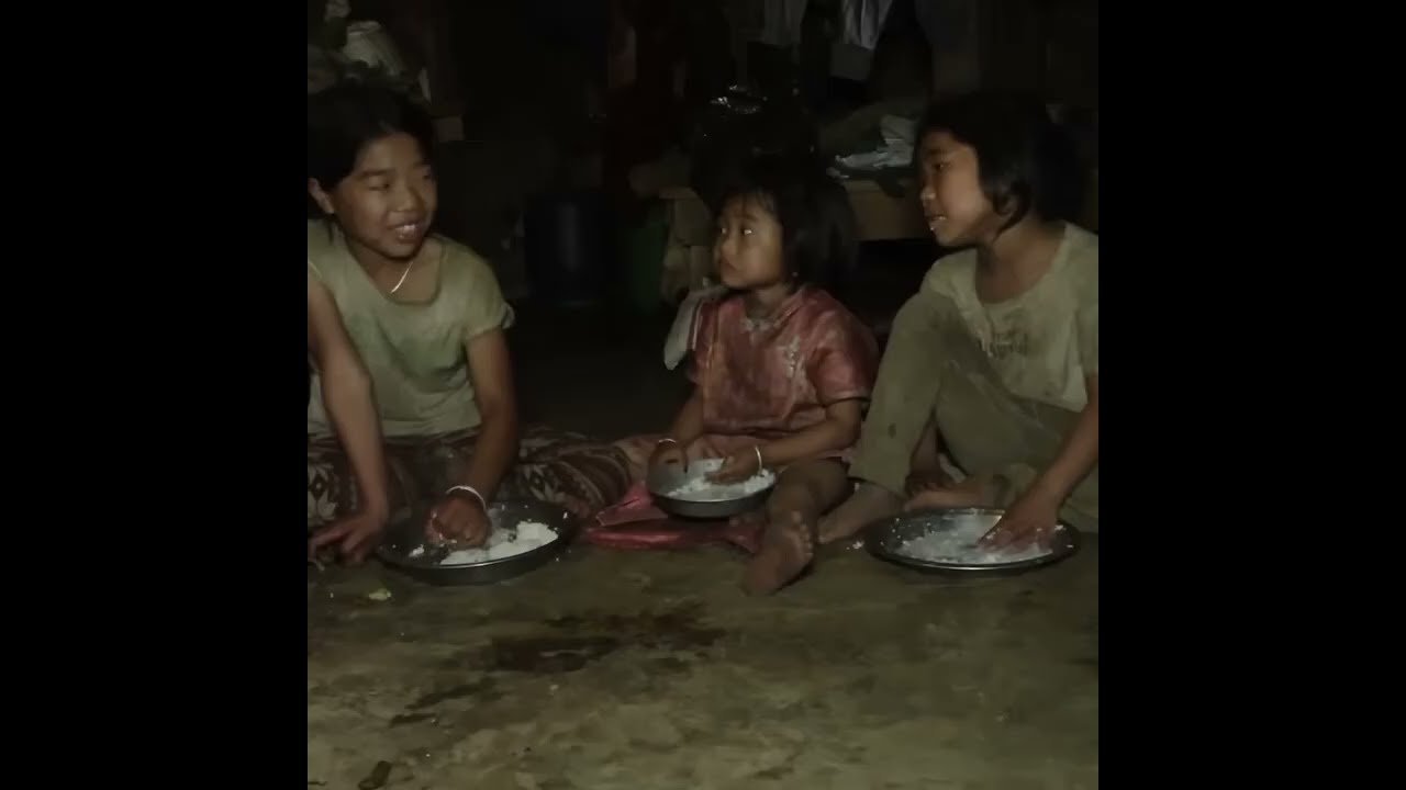 DONT BLAME WHEN YOU ARE LIVING IN POVERTY, POOR FAMILY HAPPY COOKING