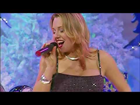 Violeta Riaubiškytė - Paskutinį Sekmadienį (Lyric Video). Gera Lietuviška Daina