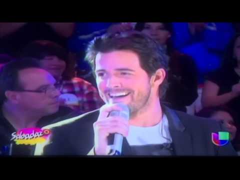 Mane de la Parra en Sabadazo cantando junto a Jorge Villamizar "Me Gusta"