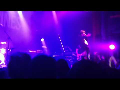 The Vaccines 'Wreckin' Bar (Ra Ra Ra)' - Live @ La Cigale (09-11-2012)