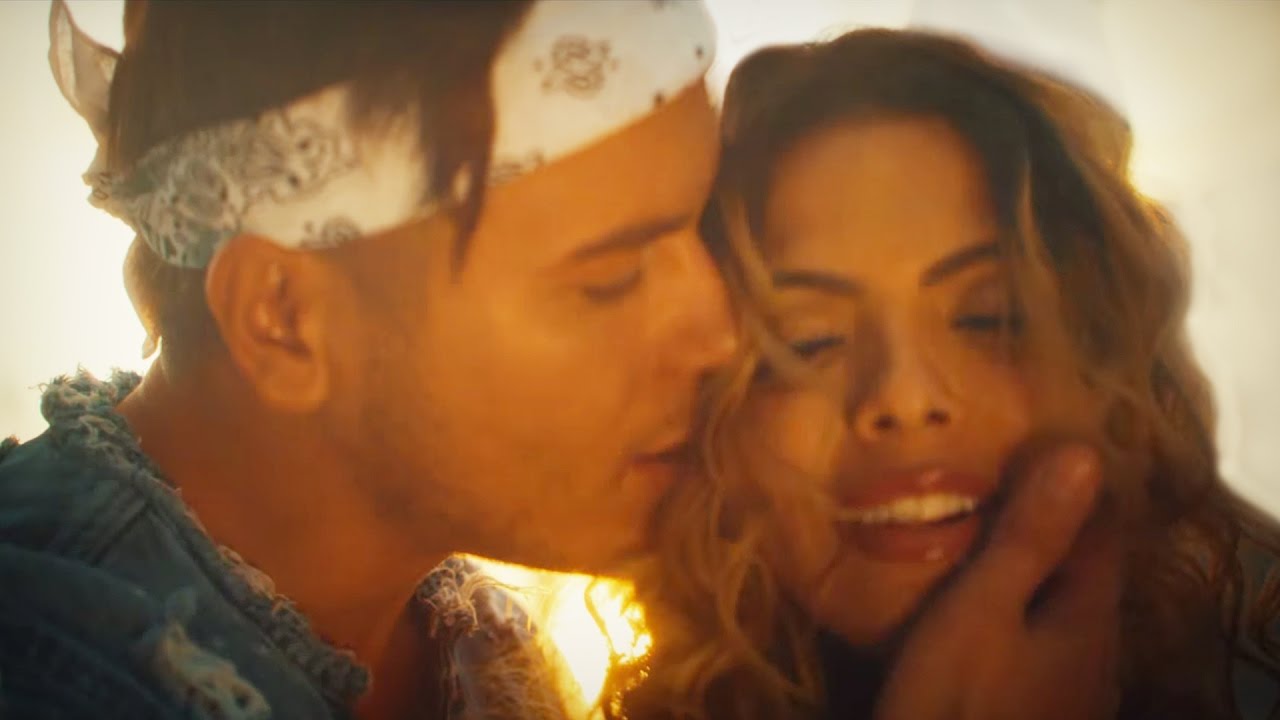 Leon Machere ft. Moe — Madchen aus dem Block