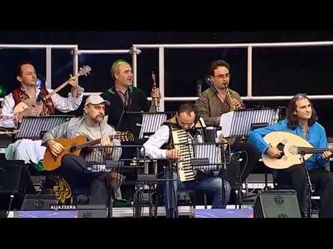 Stefce Stojkovski presenter of Macedonia Cultural Olypiad London 2012, River group