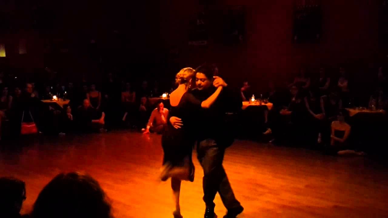 Carlos Espinoza e Noelia Hurtado per MasQueTango Parma 3/4