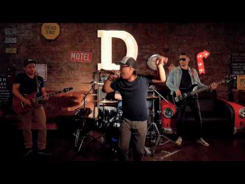 The Jinks - Uptown Funk (Bruno Mars cover)